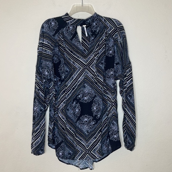 Free People Walking on a Dream Black Print Long Sleeve Tunic Medium - Picture 3 of 7